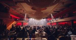 Rafinament şi viziune: petrecerea de Crăciun corporate ca investiţie în echipă